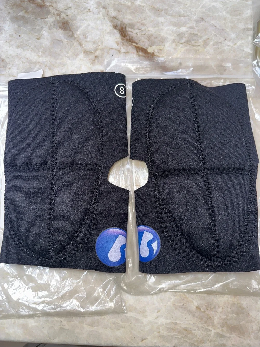Kids Black Neoprene Knee Pads – Comfortable Protective Pair